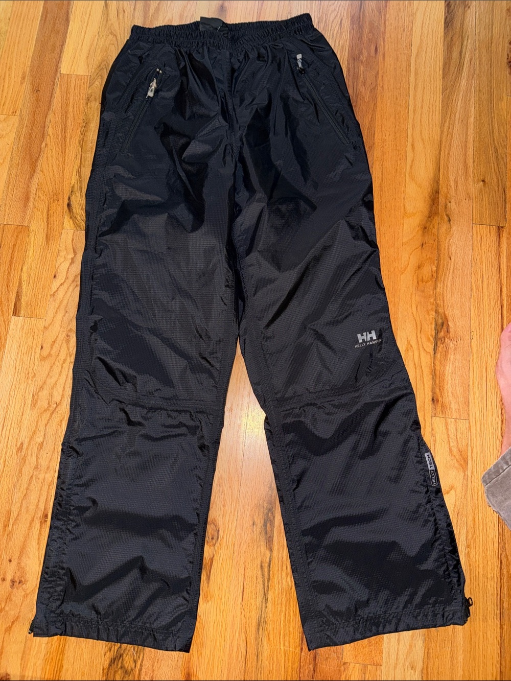 Helly Hansen shell pants bottoms